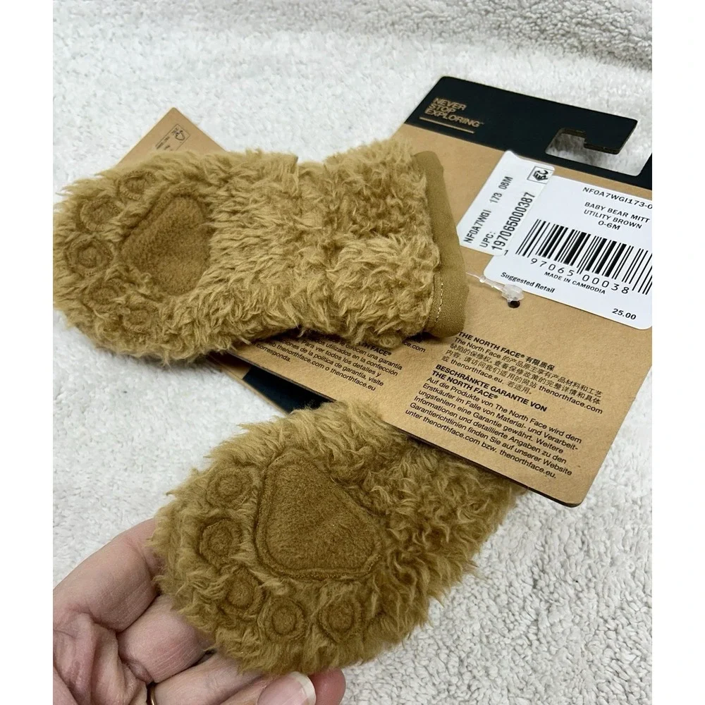 THE NORTH FACE BABY BEAR SUAVE OSO MITTEN, UTILITY BROWN, NWT, 0 - 6 MONTHS (C5)